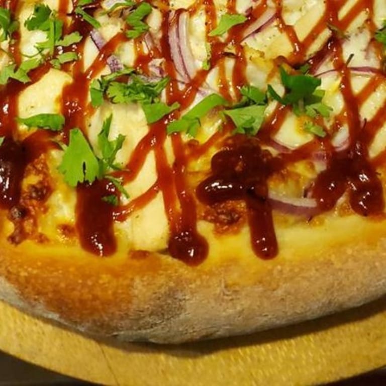 BBQ Chicken Pizza Delight