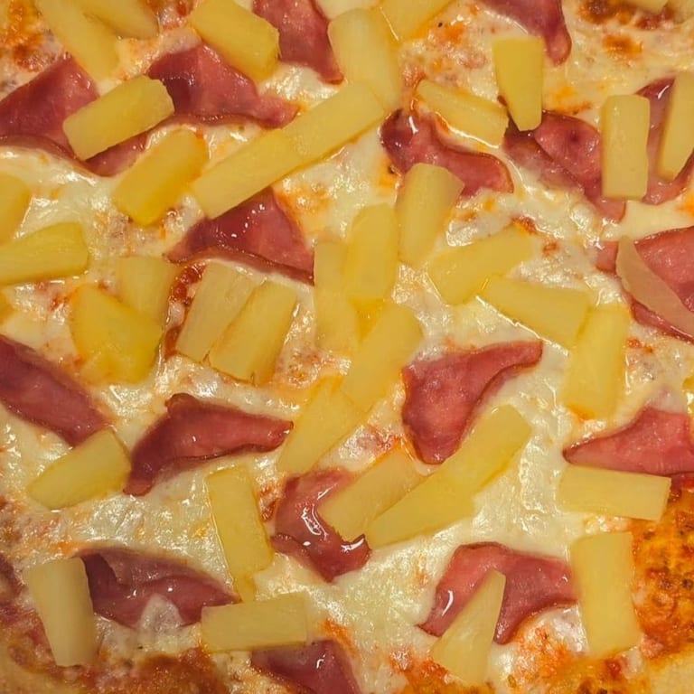 Hawaiian Pizza Delight
